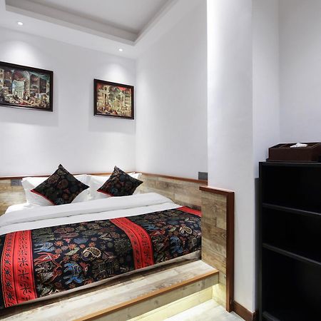 Zou Qu Ye Travel Hotel Chongqing Exterior photo