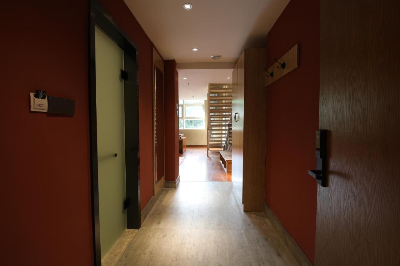 Zou Qu Ye Travel Hotel Chongqing Exterior photo