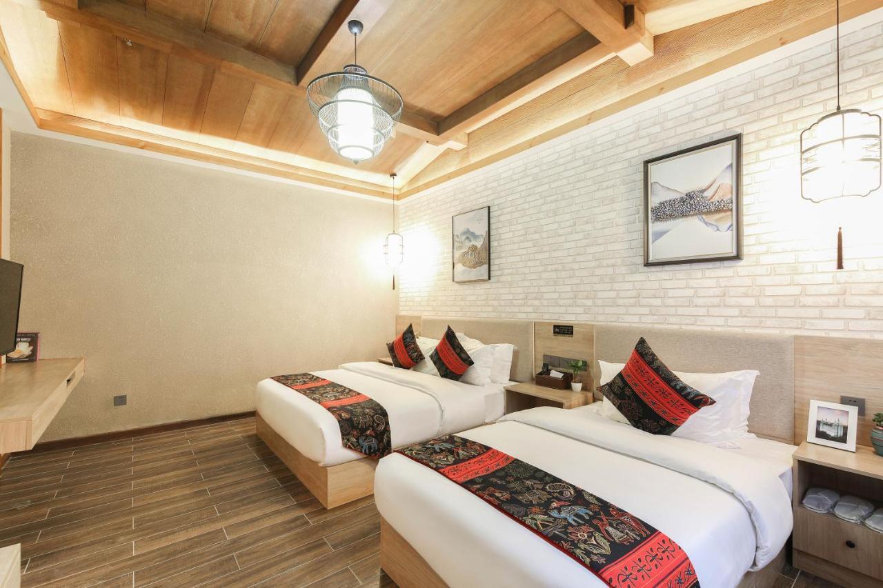 Zou Qu Ye Travel Hotel Chongqing Exterior photo